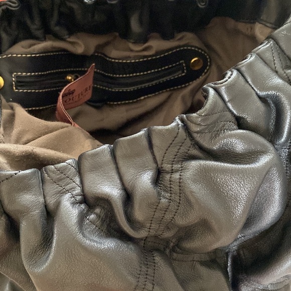 Juicy Couture quilted black shoulder hand bag with wide strap & inner po… - Picture 13 of 13